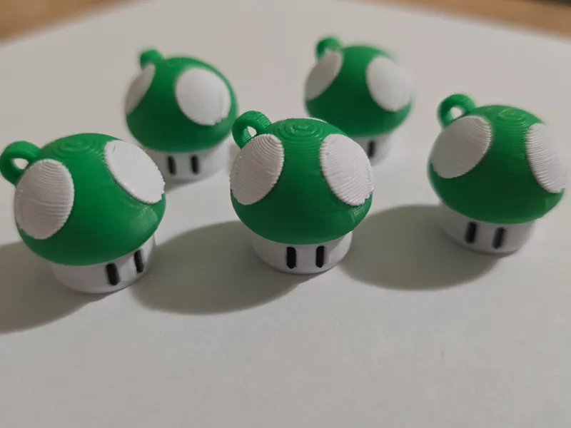 Small mushroom keychain