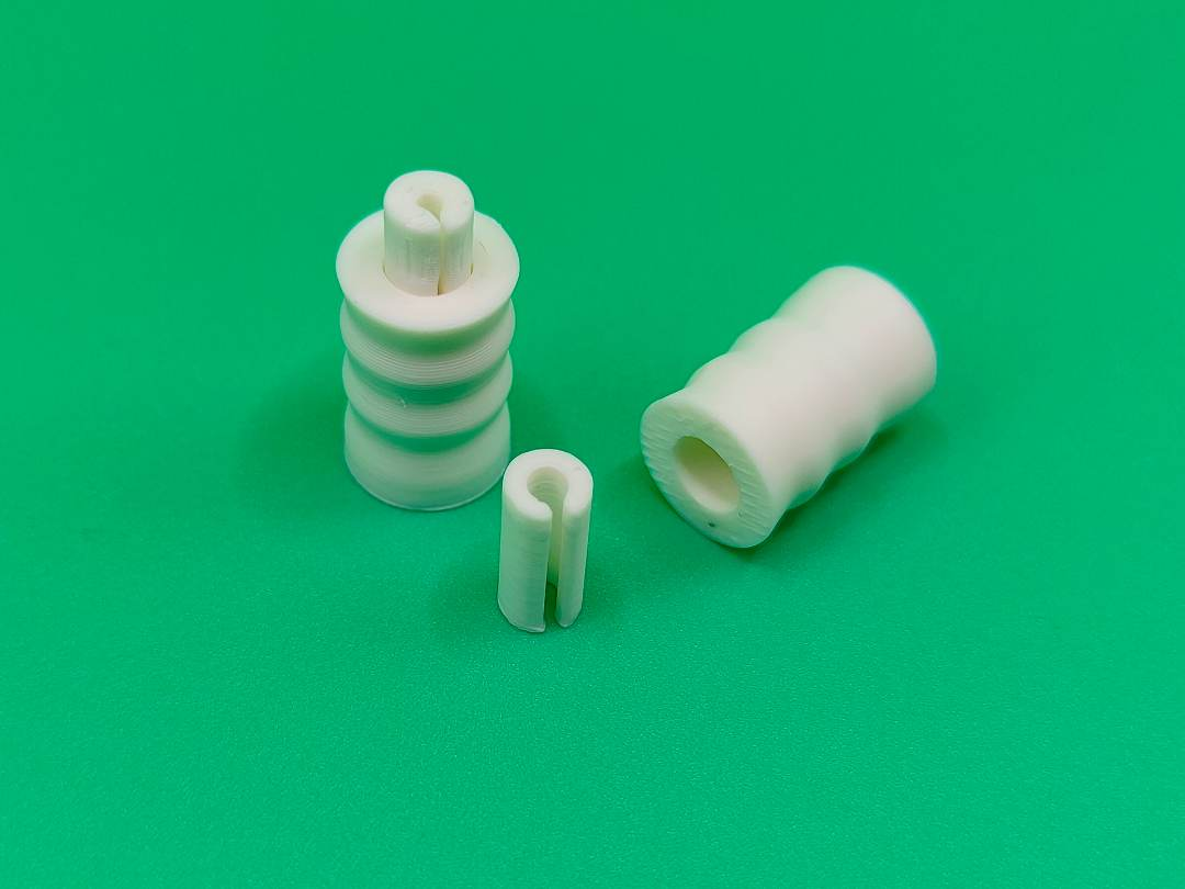 Simple piece connector