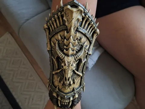Adorno temático: Rüstung Uralter Jäger - Arm oder Schienbein — referencia de MakerWorld