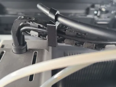 Air Assist Hose Clip