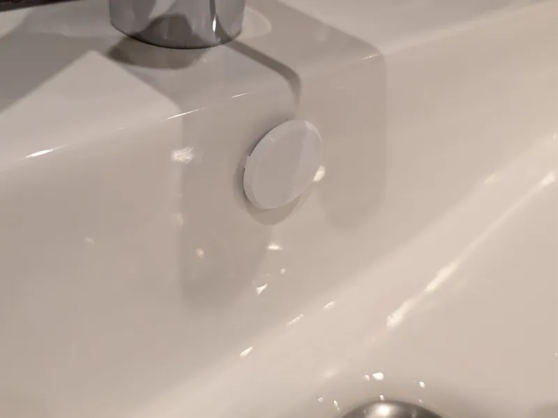 Overflow-cover for sink