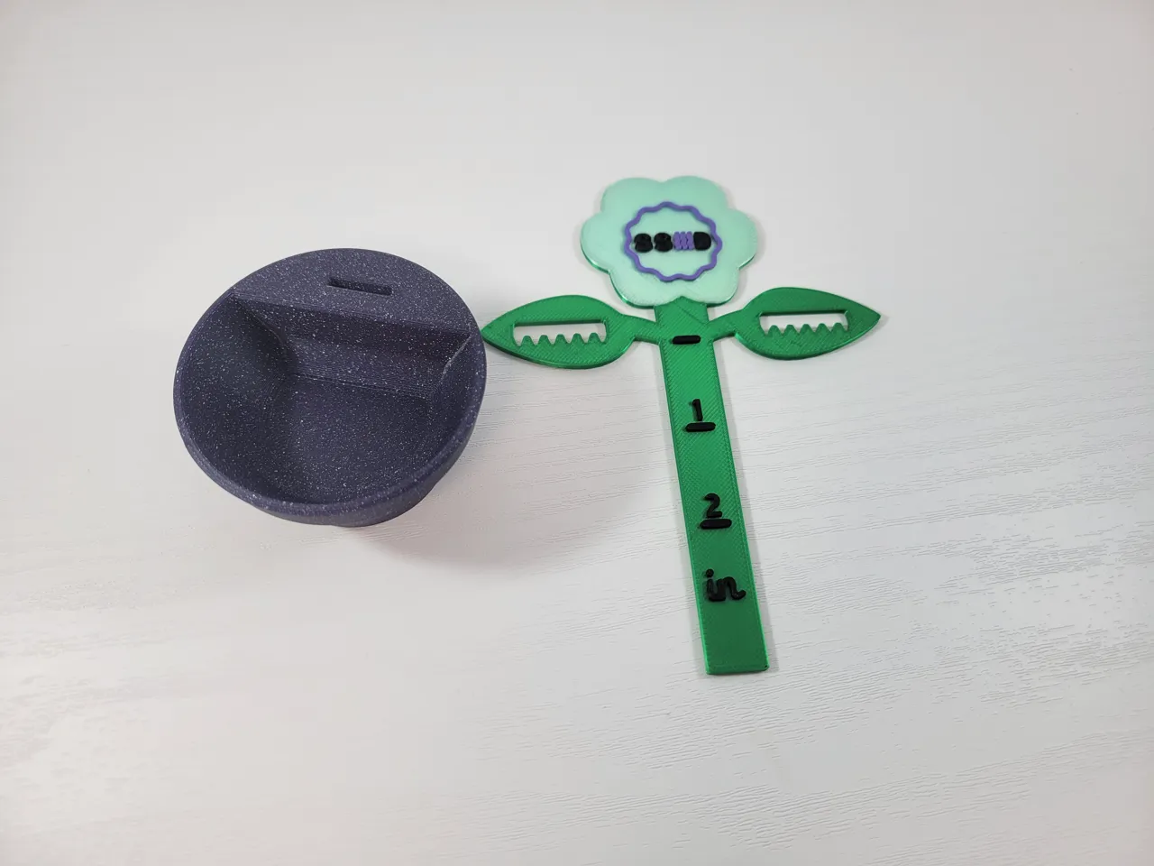 Flower Pot Earring Display Holder with Ruler view 2