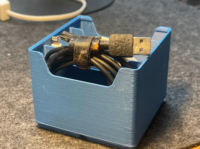 Gridfinity Cable Organizer - Fast Print