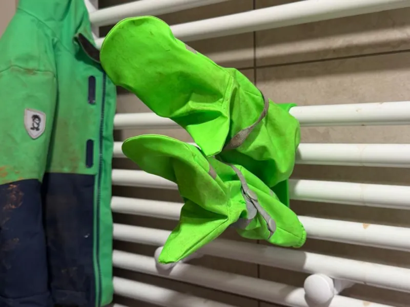 Handschuhtrockner für Handtuch-Heizkörper