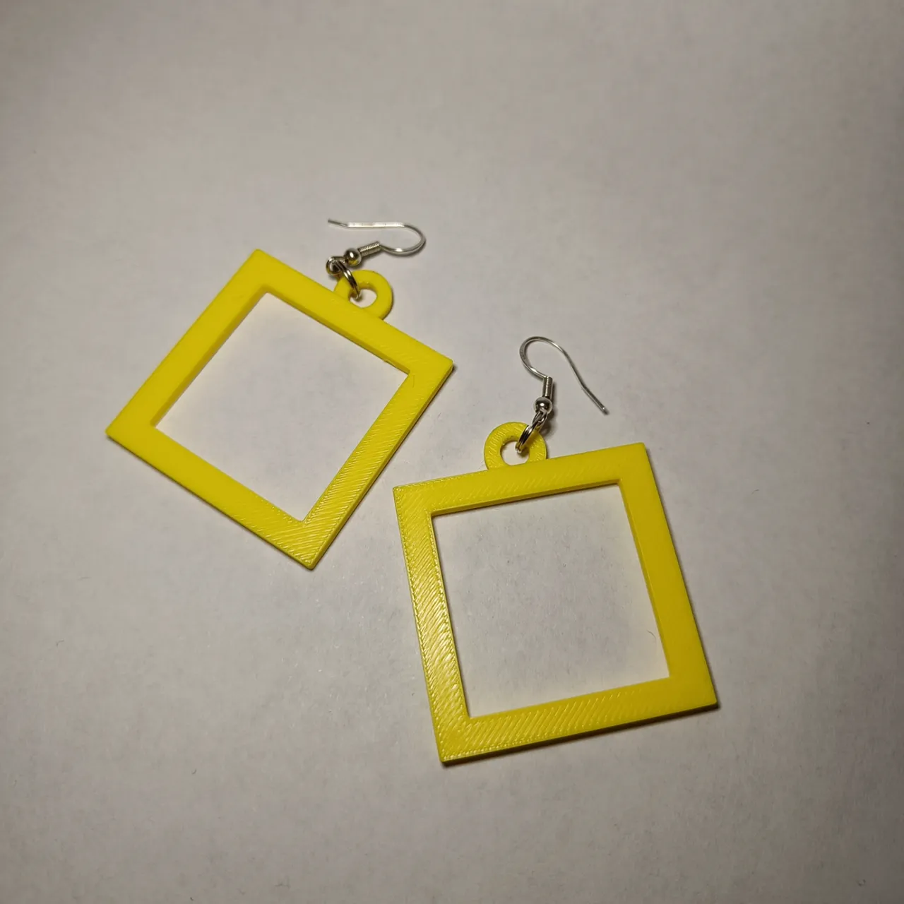 Square earrings view 3