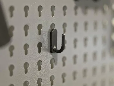 Presto Hook (keyhole pegboard)