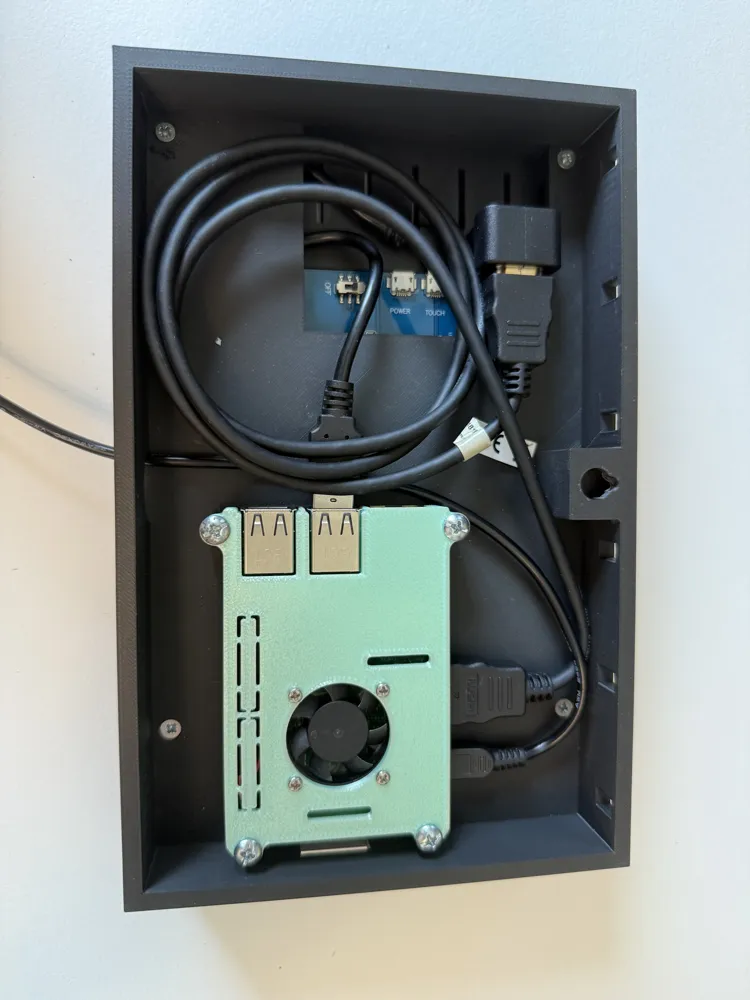 7 Inch screen case + raspberry PI Case wall mount - MakerWorld 3D Model ...