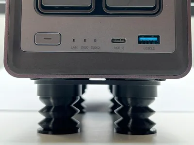Ugreen DXP2800 anti vibe platform