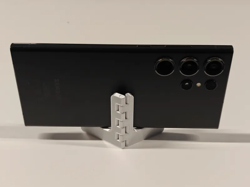 Print in Place - Phone Camera Holder