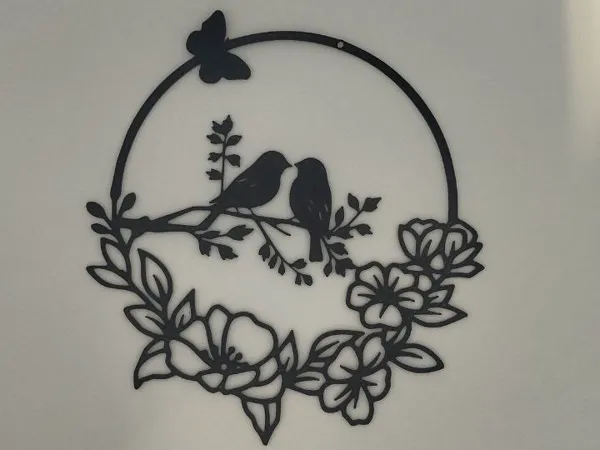 Silhouette oiseaux et papillon