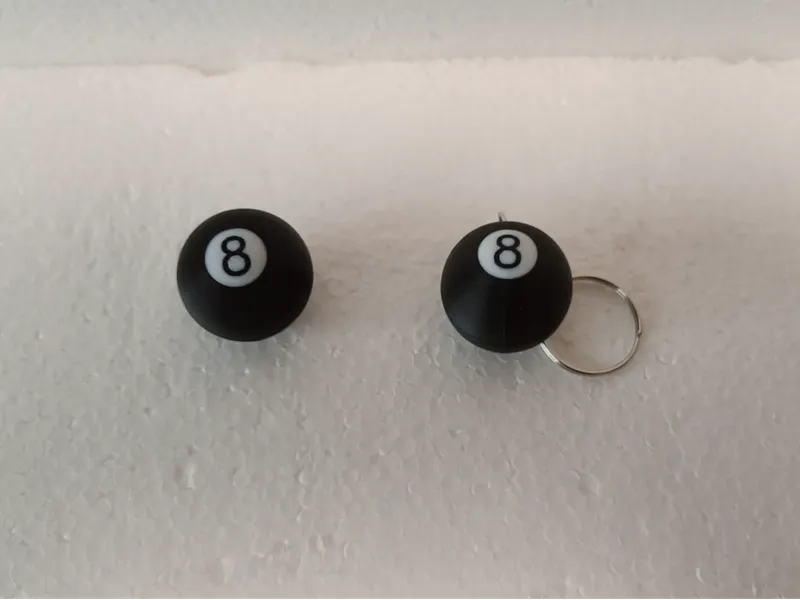 LLAVERO BOLA DE BILLAR