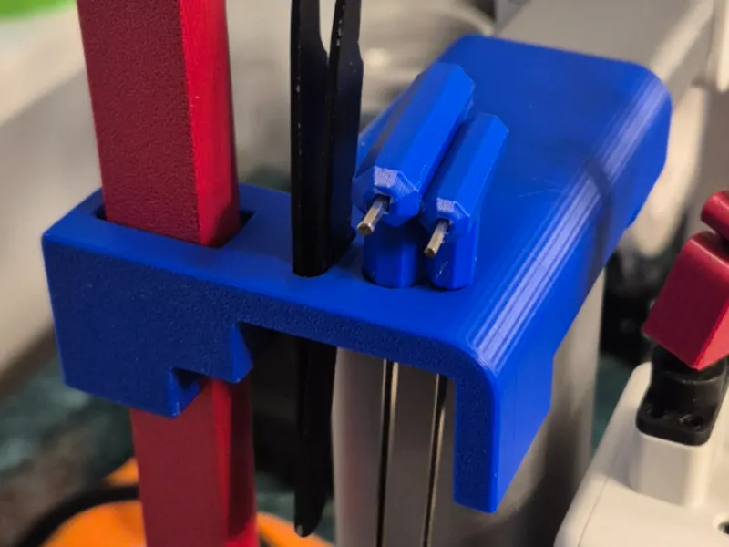 A1 - Tool Holder