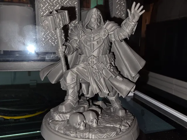 Battle Cleric – Hammer of the Faithbound Order