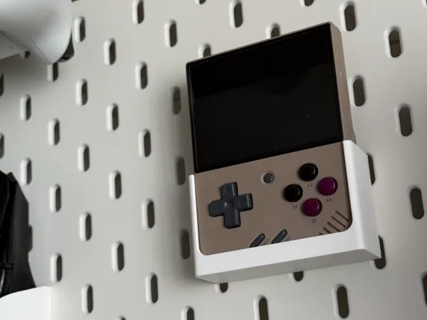 Support Ikea Skadis pour Miyoo Mini Plus