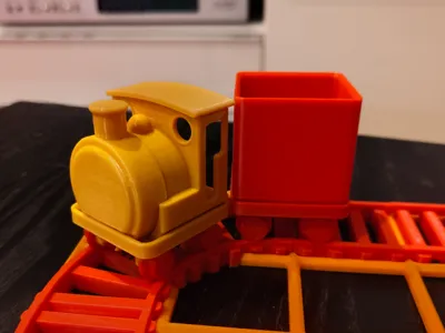 TrackFinity Steam Train