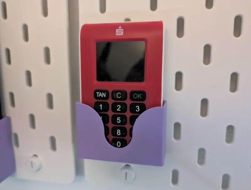 tanJack photo QR Skadis Holder