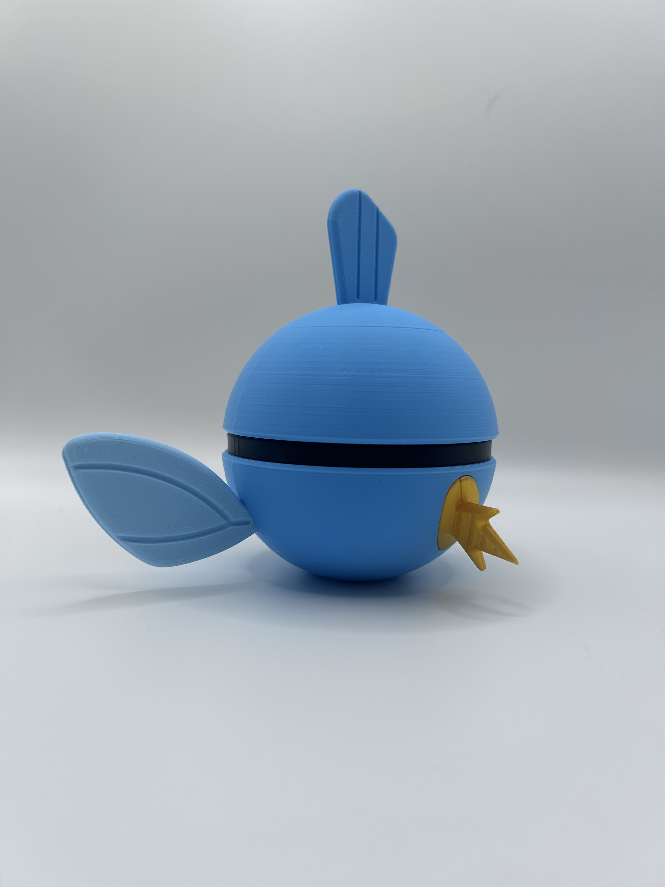 Miniatura 2 do modelo 3D #258 Mudkip Pokéball  Display Model-Split Assembly