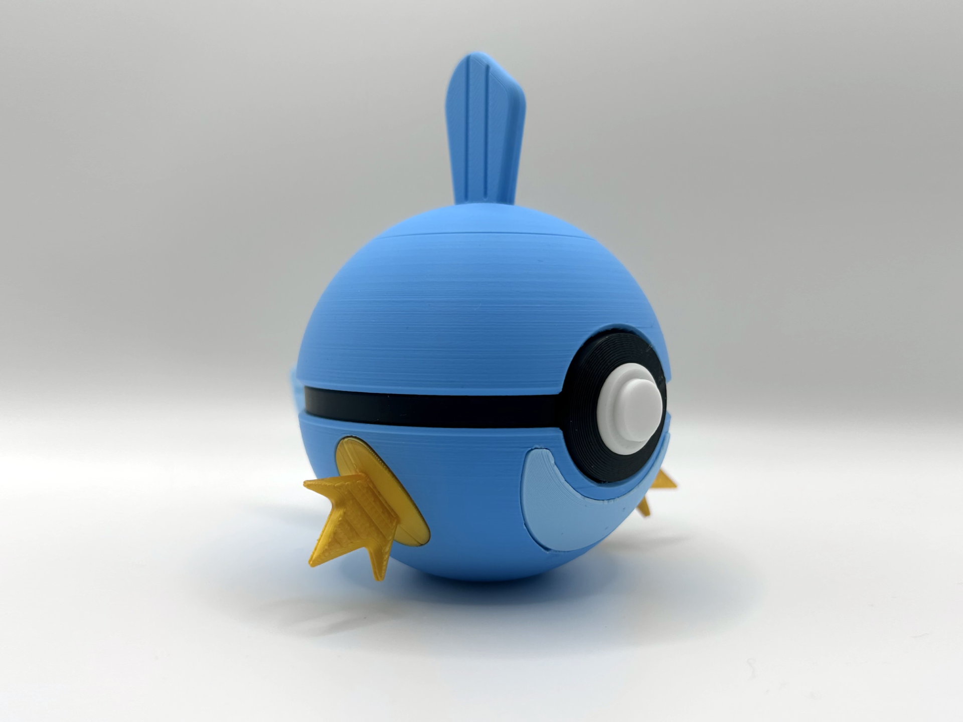 #258 Mudkip Pokéball  Display Model-Split Assembly