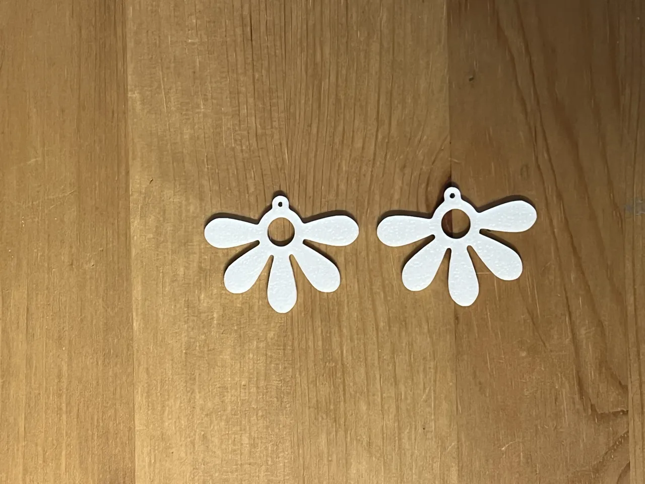 flower earrings view 2
