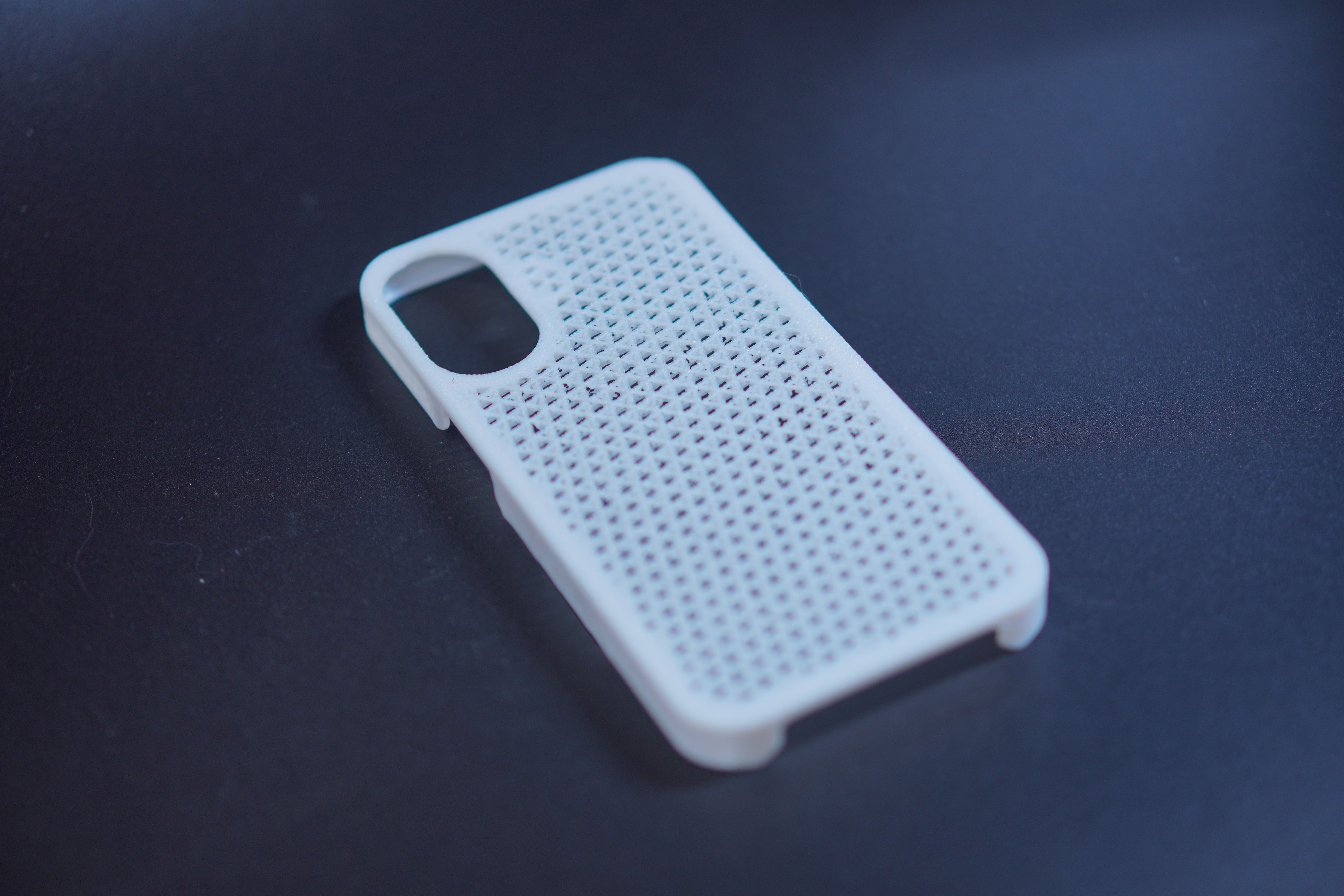 Miniatura 61 do modelo 3D iPhone12,iPhone13,iPhone14,iPhone15 镂空手机壳,可自定义形式密度