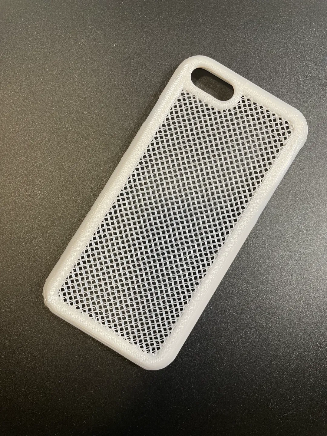 Miniatura 65 do modelo 3D iPhone12,iPhone13,iPhone14,iPhone15 镂空手机壳,可自定义形式密度