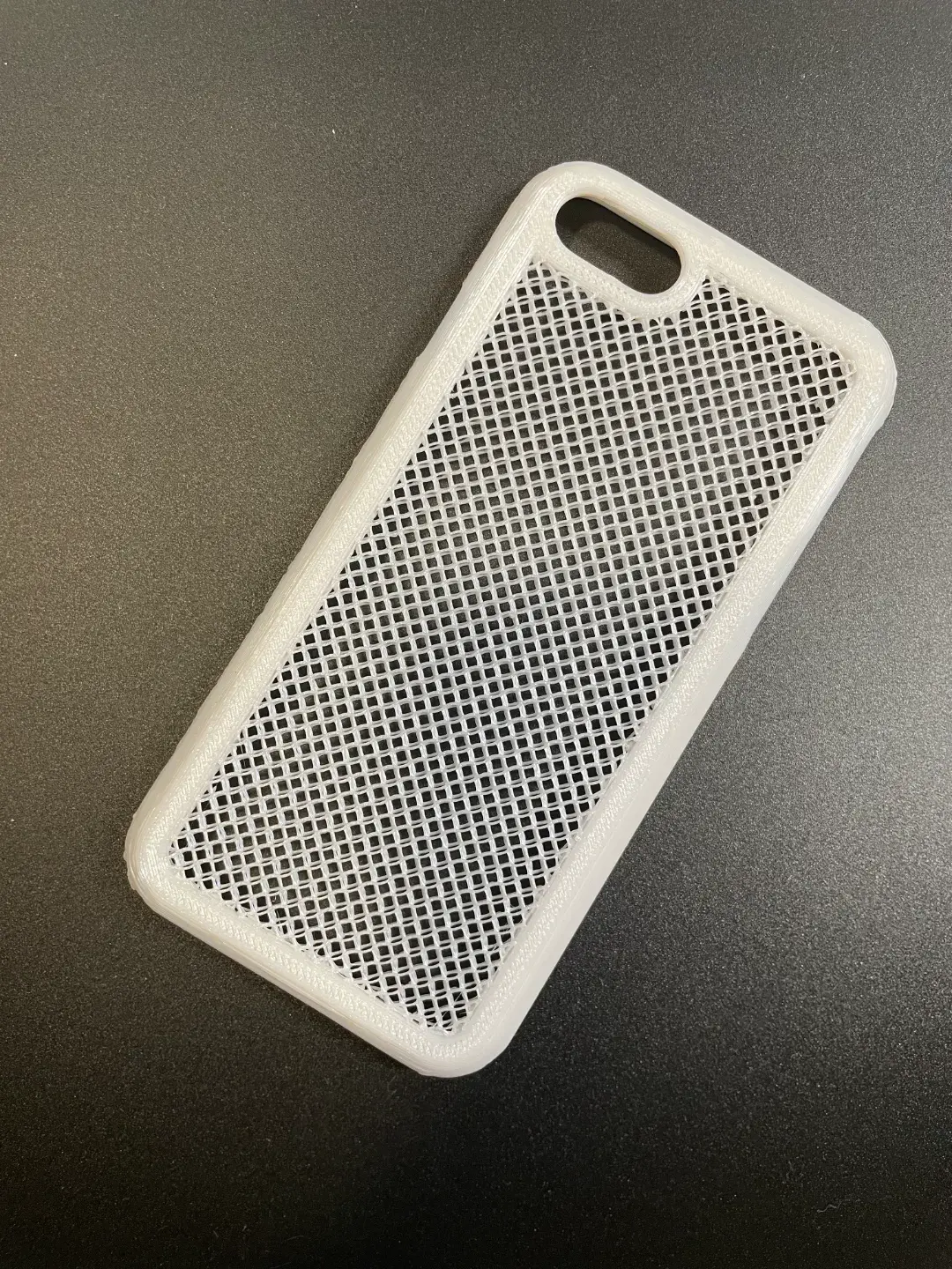Miniatura 66 do modelo 3D iPhone12,iPhone13,iPhone14,iPhone15 镂空手机壳,可自定义形式密度