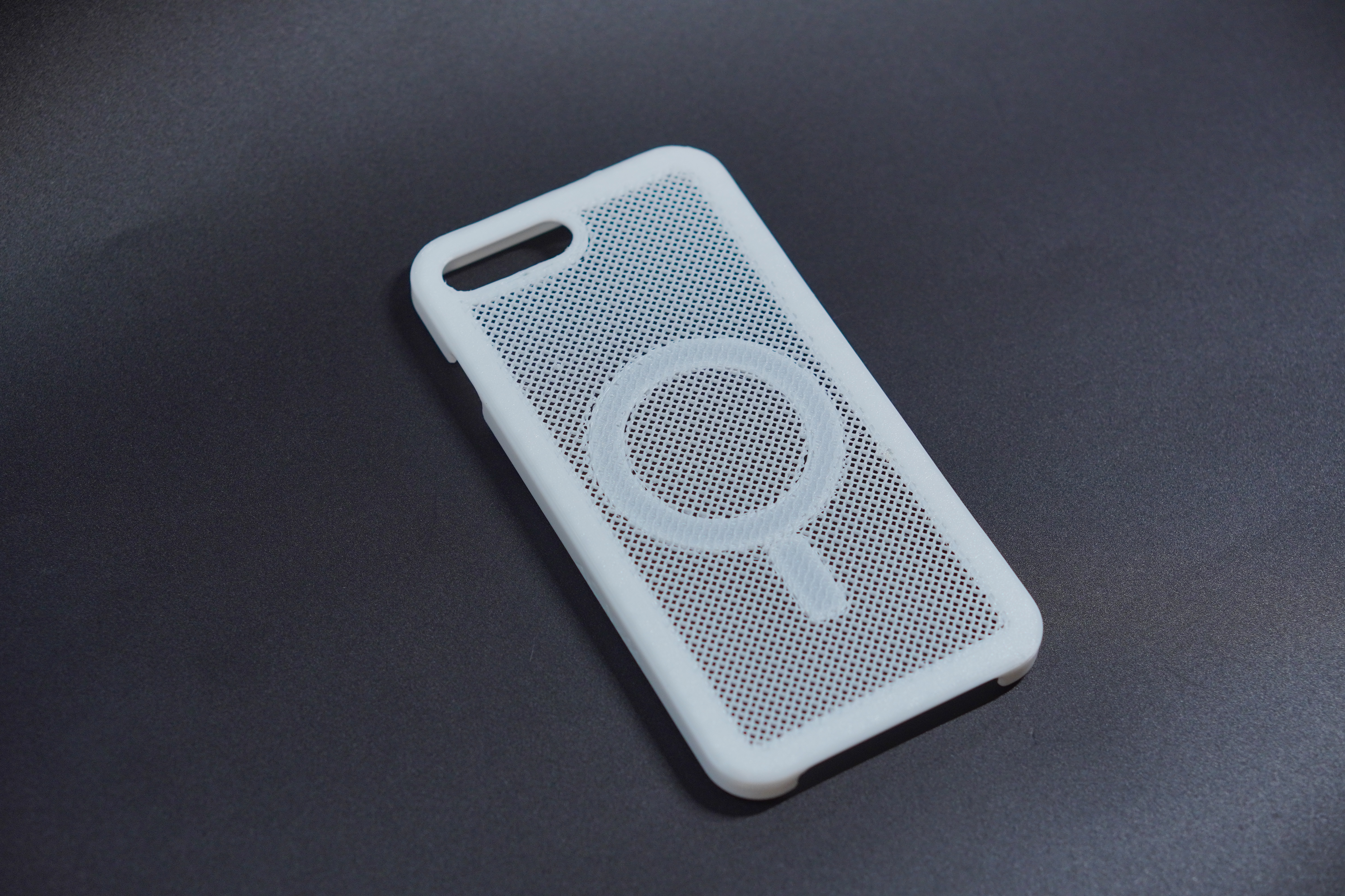 Miniatura 68 do modelo 3D iPhone12,iPhone13,iPhone14,iPhone15 镂空手机壳,可自定义形式密度