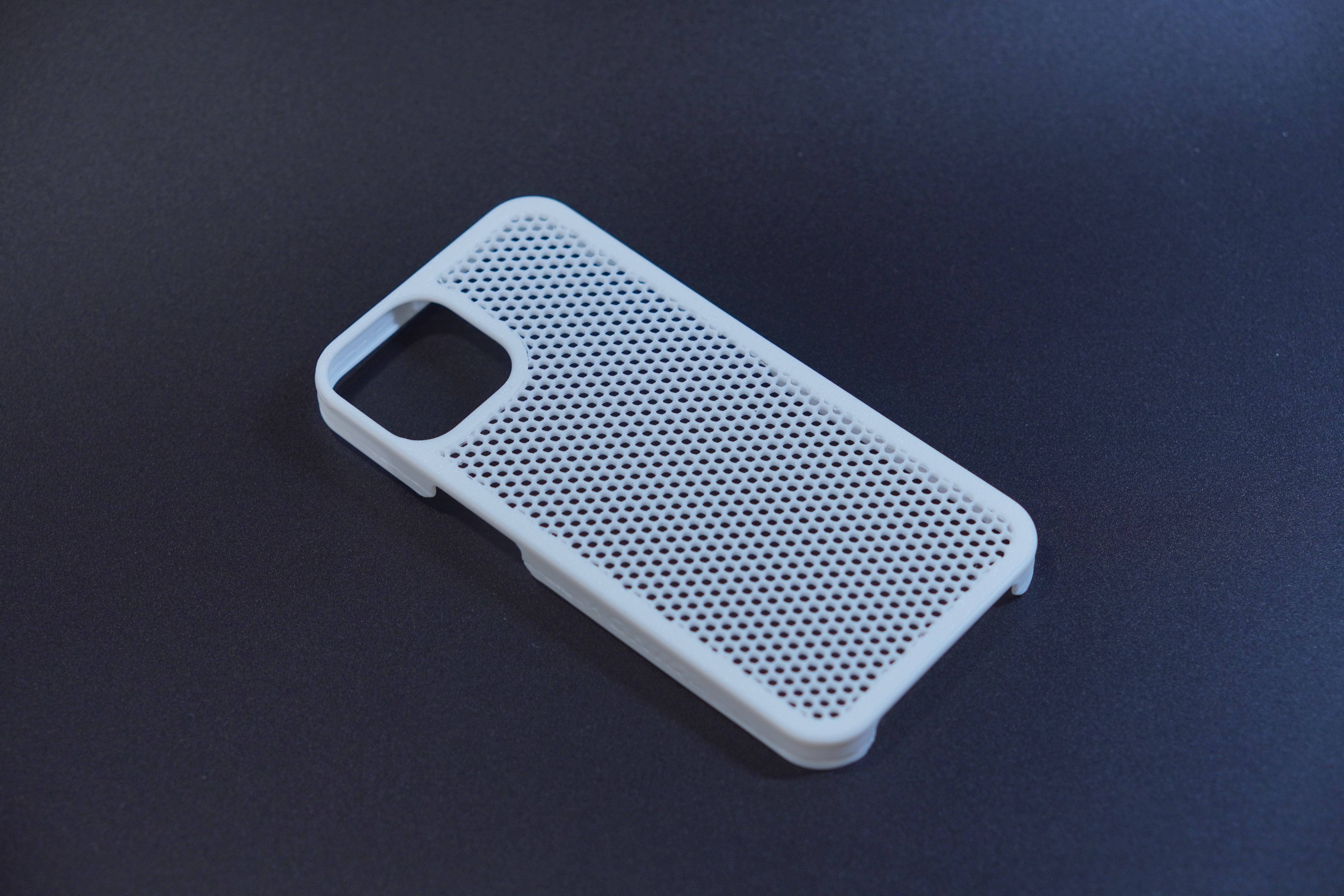 Miniatura 41 do modelo 3D iPhone12,iPhone13,iPhone14,iPhone15 镂空手机壳,可自定义形式密度