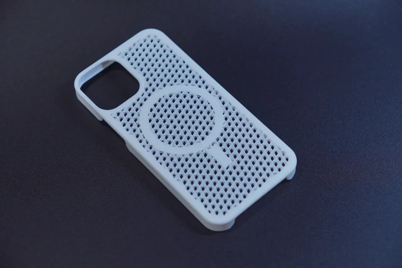 iPhone12,iPhone13,iPhone14,iPhone15 镂空手机壳,可自定义形式密度 view 2
