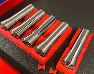 R8 Collet Holder with Bow Tie Joint