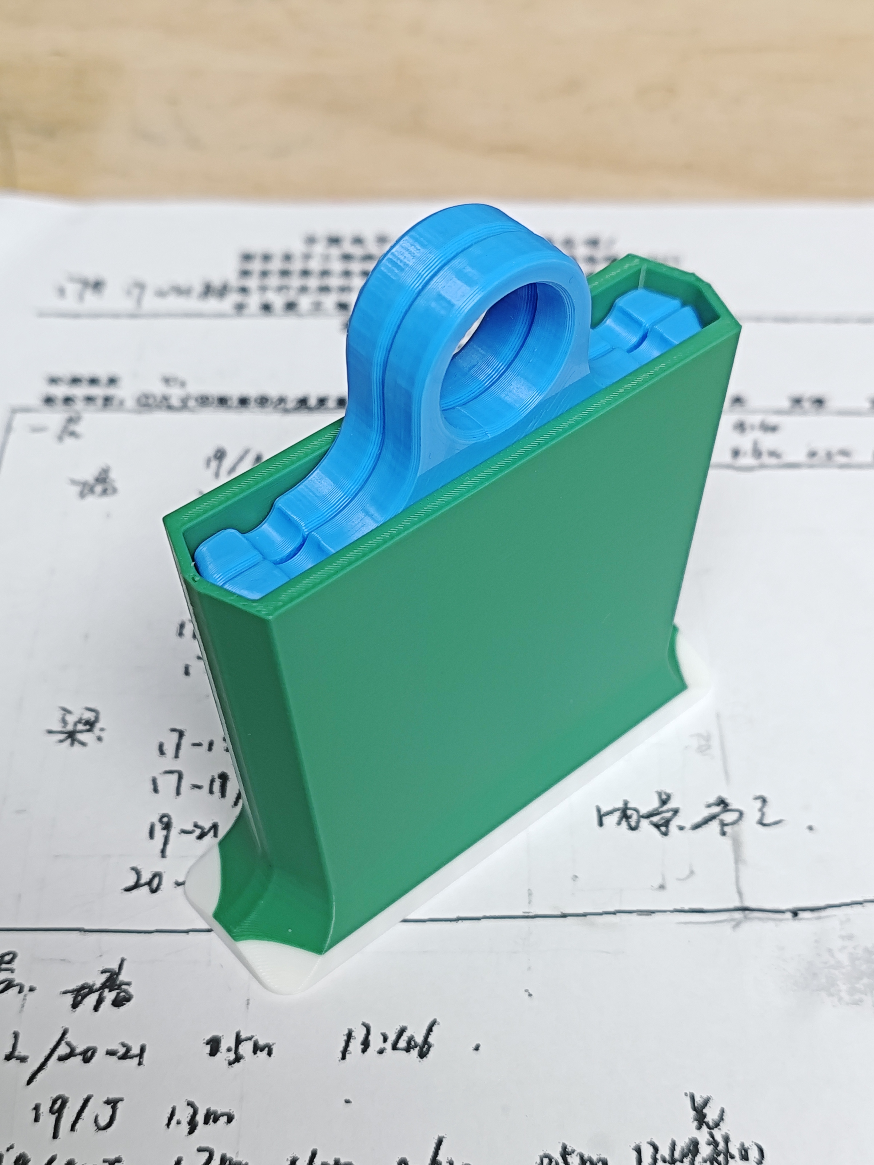 Miniatura 1 do modelo 3D 寒冰飞镖冰格