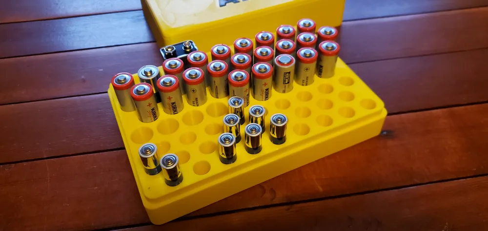 AA 9V AAA BATTERY BOX LETTERS by guy with a cat - MakerWorld