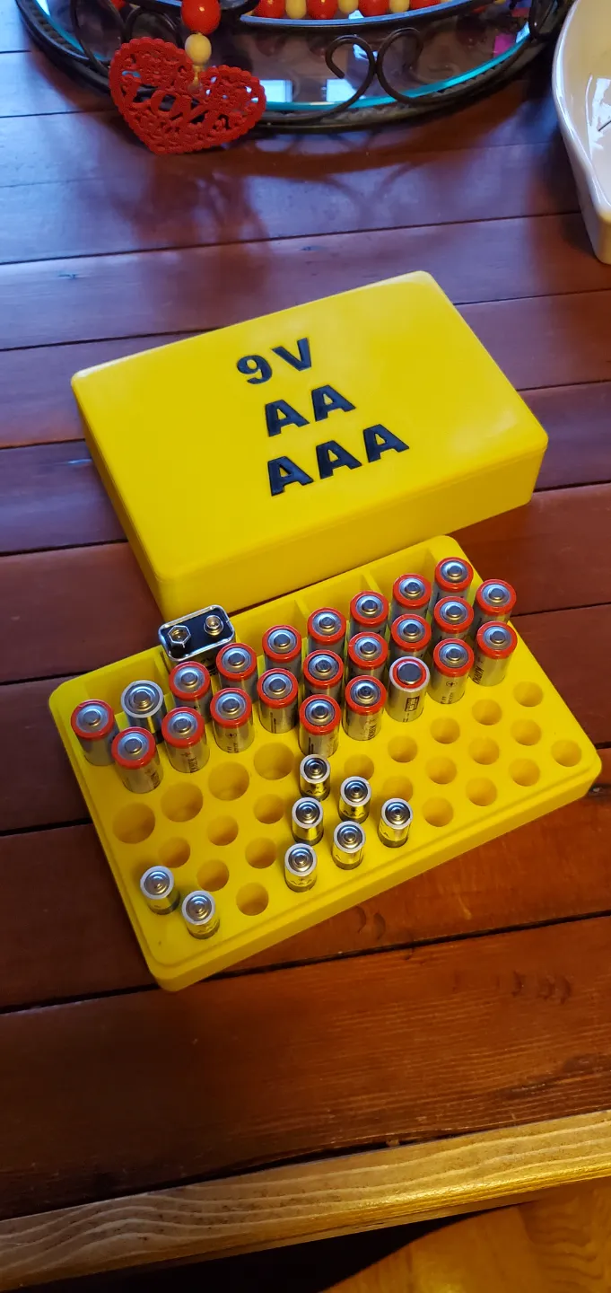 AA 9V AAA BATTERY BOX LETTERS by guy with a cat - MakerWorld