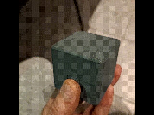Automatic Opening Gift Box
