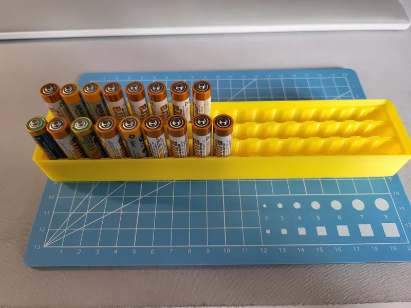 Gridfinity (Griddex) - AAA Battery Holder