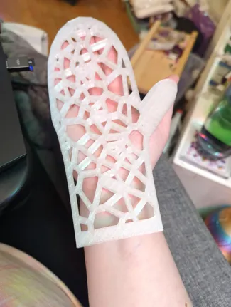 Mitten Blocker