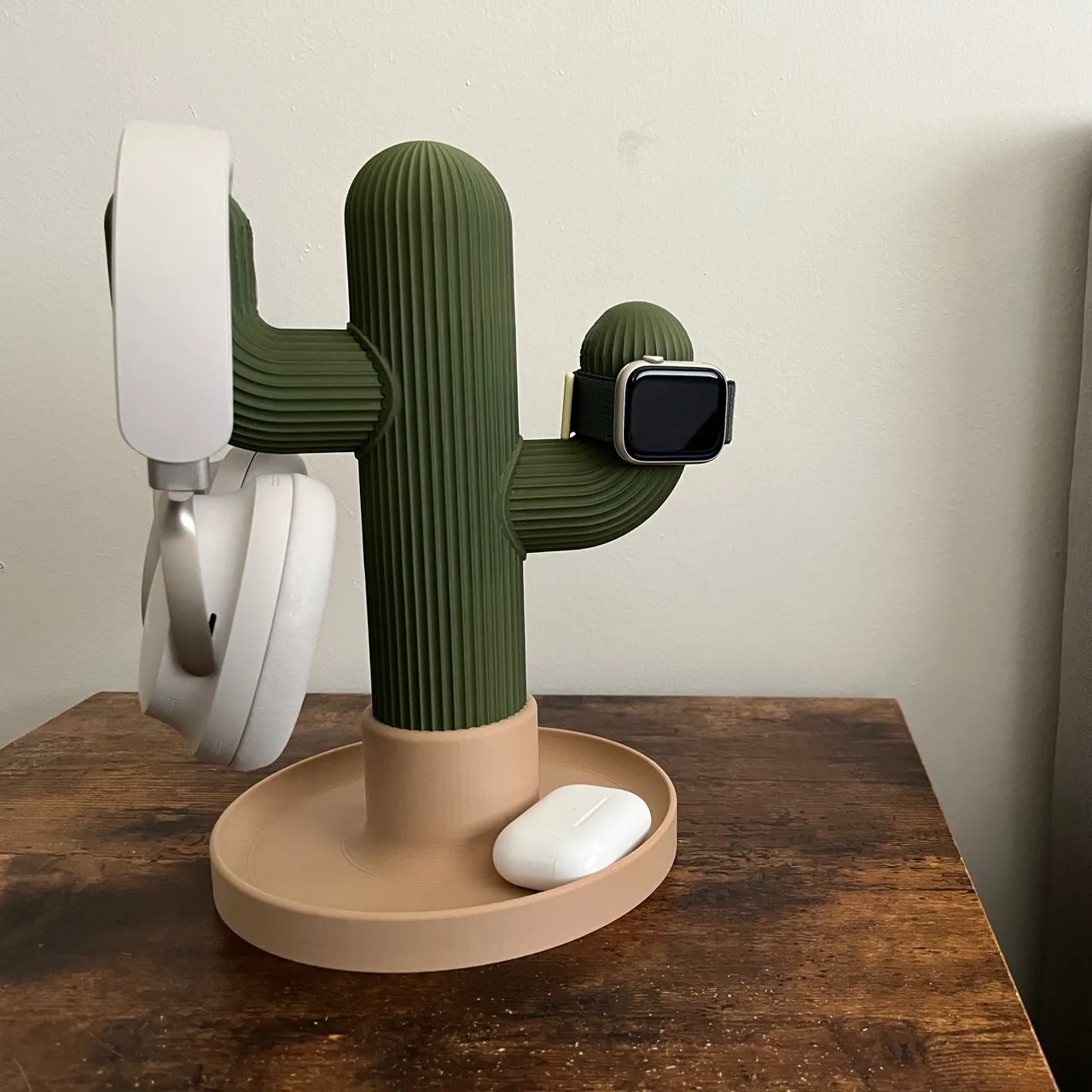 Cactus Headphone Stand view 2