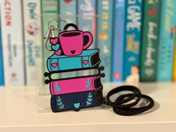 Accesorio para sujetar ligas de cabello: Bookish Hair Tie Holder & Keychain |Books + Coffee — vista de referencia 5