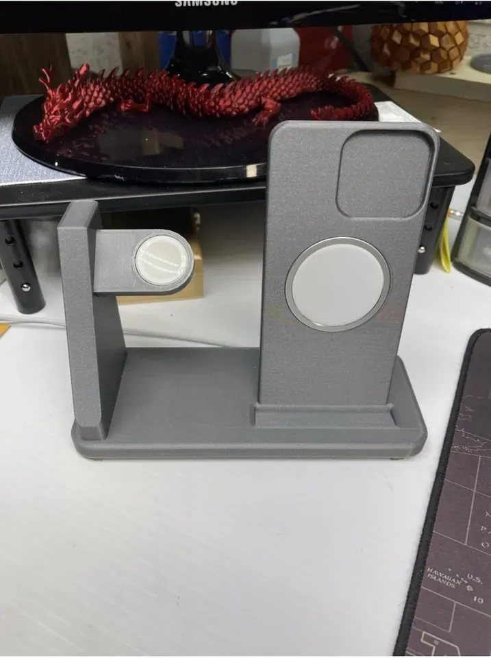 iPhone 14,15 & 16 Pro Max + watch charging station