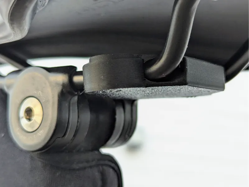 Pebblebee Tag Universal Under-Bike-Saddle Mount 
