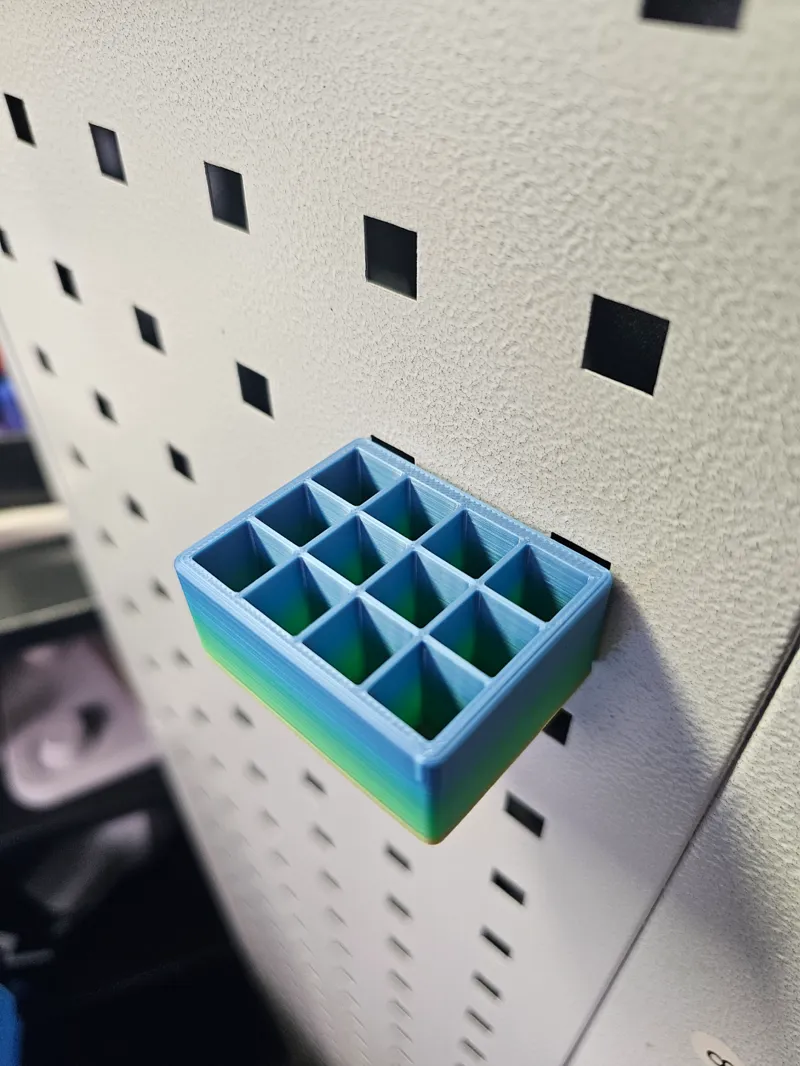 AAA Battery Holder - Square Pegboard