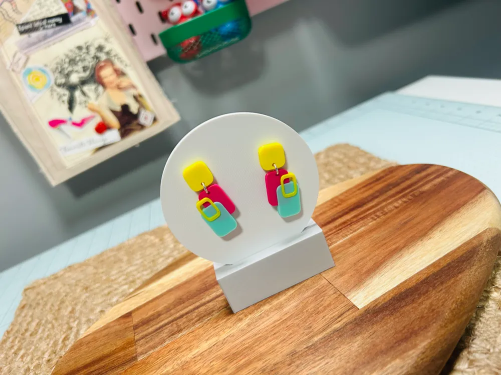 Abstract Geometric Retro Earrings - Free 3D Print Model - MakerWorld