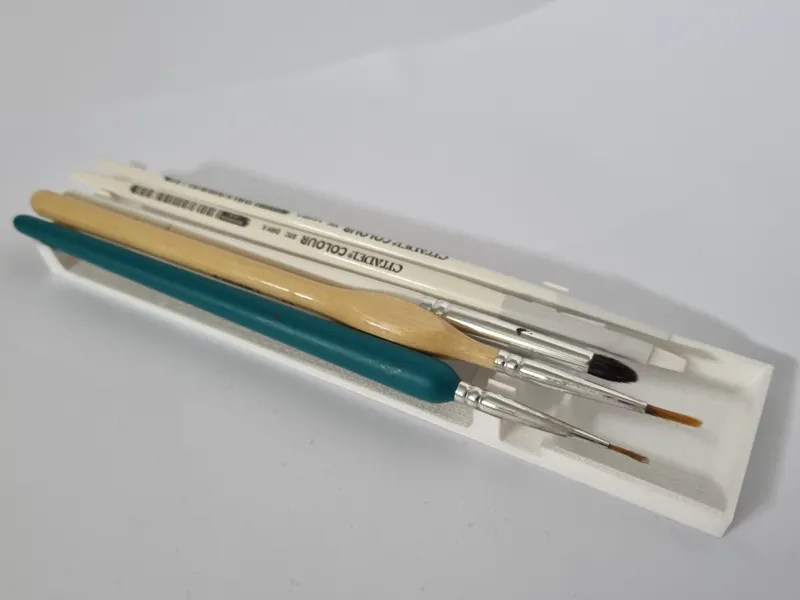 Paintbrush Drying Rack with Drip Tray