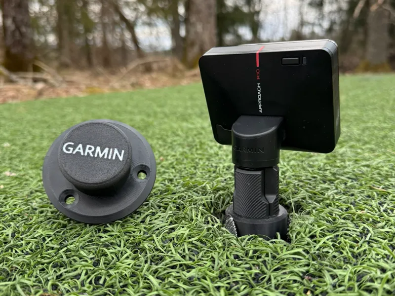 Garmin R10 Golf Simulator Floor Mount, Precision