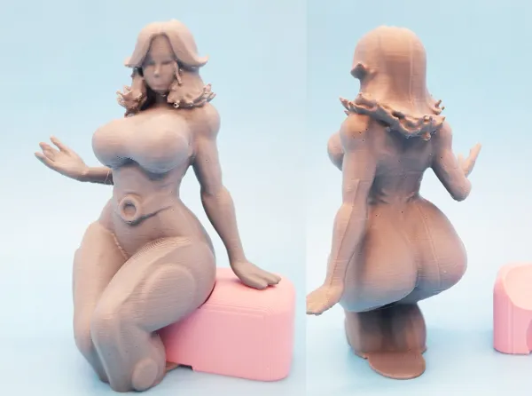 Statue fan art de la Femme Invisible avec siège