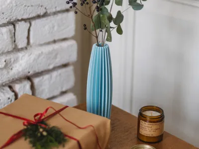 TOWER VASE