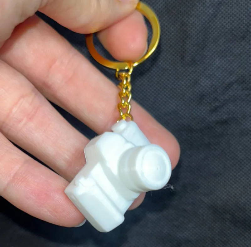 Camera Nikon F65 Keychain