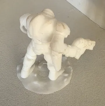 Modelo para impresión 3D: Robot With Gauntlet — vista de referencia 4