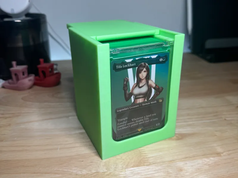 Magic MTG Commander Deck Box w/ Magnets!