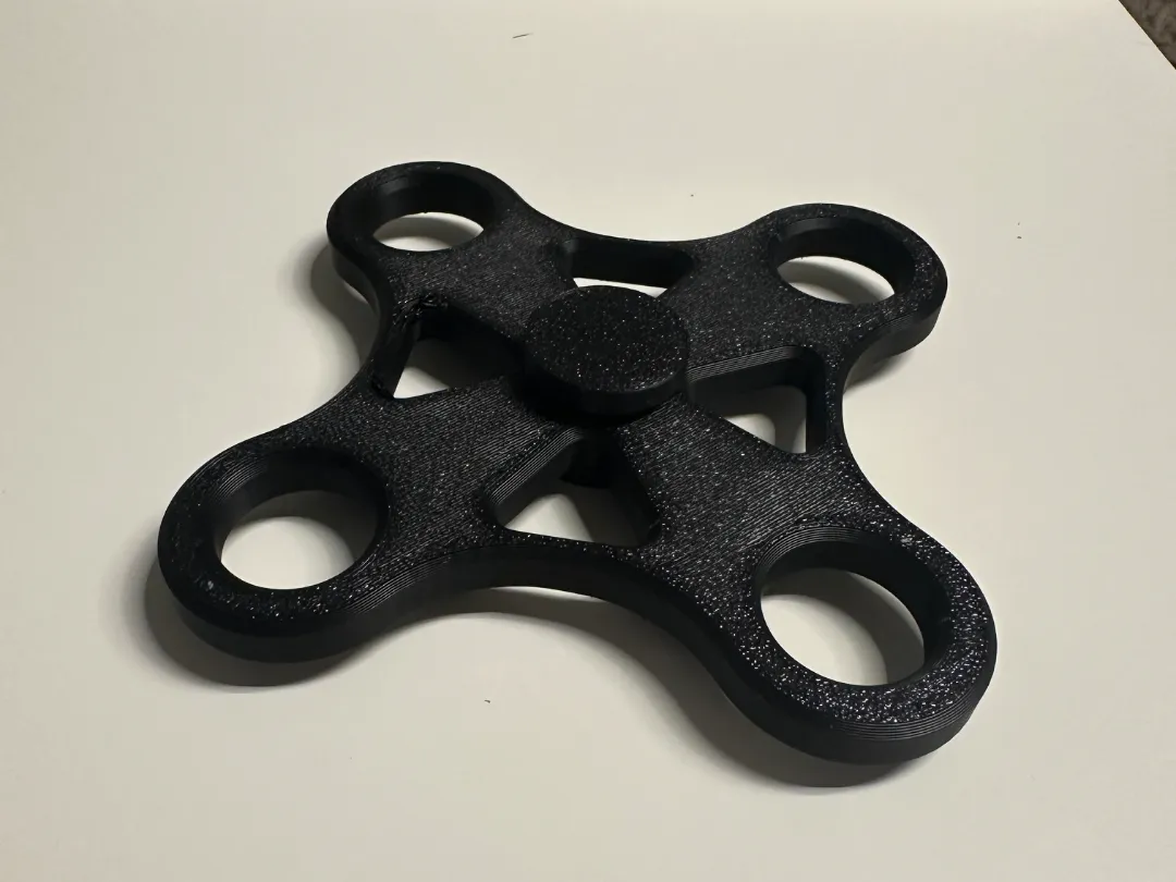 Fidget spinner carré